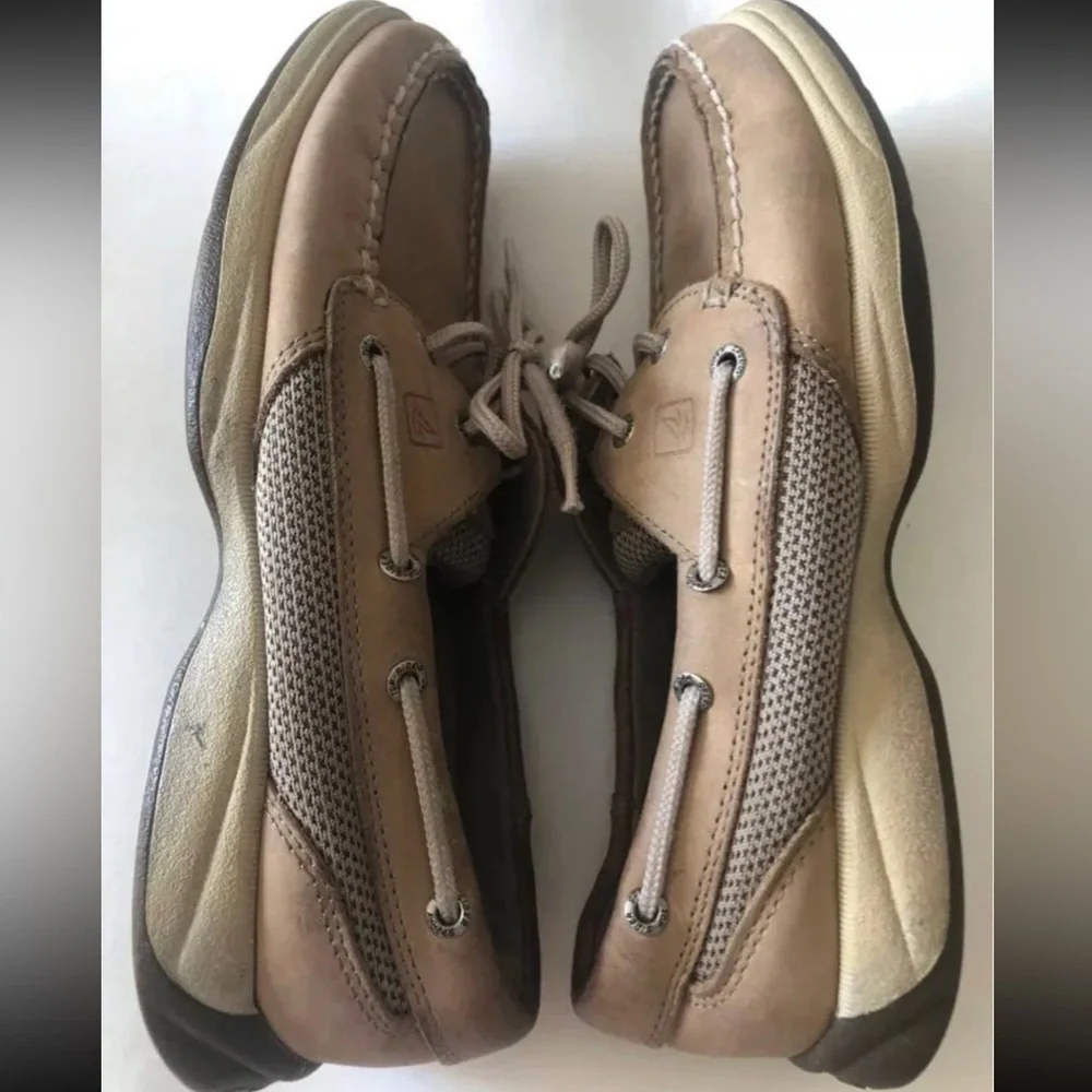 SPERRY TOPSIDER Tan Boat Shoes Size 7.5 EUC